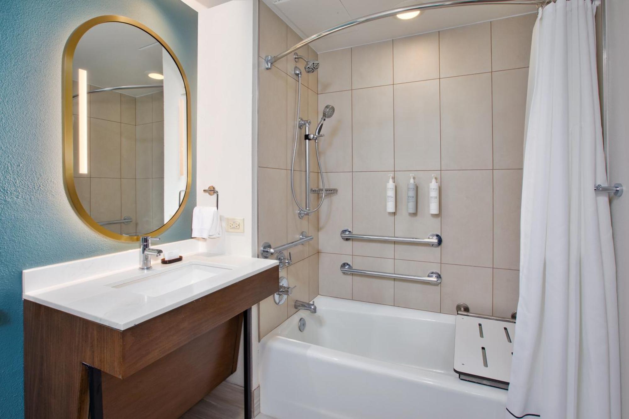 Suite Two Queen Beds Roll Shower Mobility Hearing Access or Non-Smoking,1669825973:JPEG